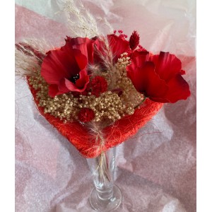 Bouquet de coquelicots en coeur
